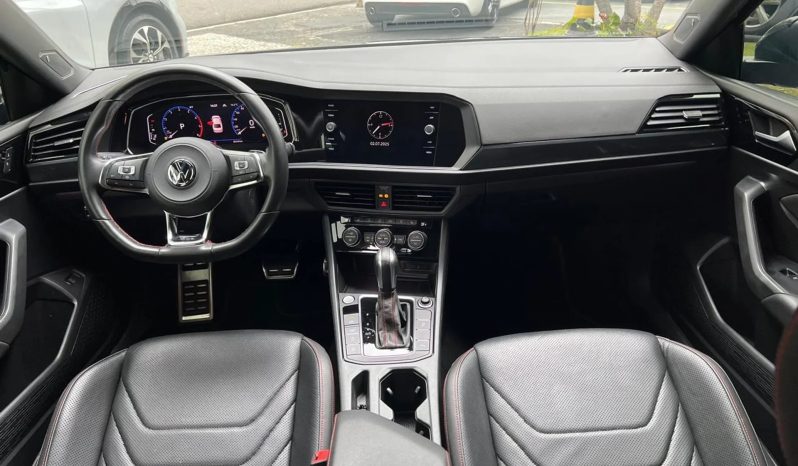 
								VOLKSWAGEN JETTA cheio									