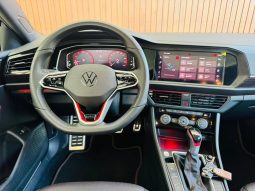 
										VOLKSWAGEN JETTA cheio									