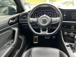 
										VOLKSWAGEN JETTA cheio									