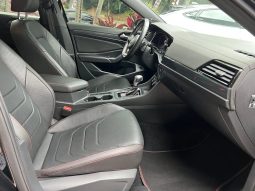 
										VOLKSWAGEN JETTA cheio									