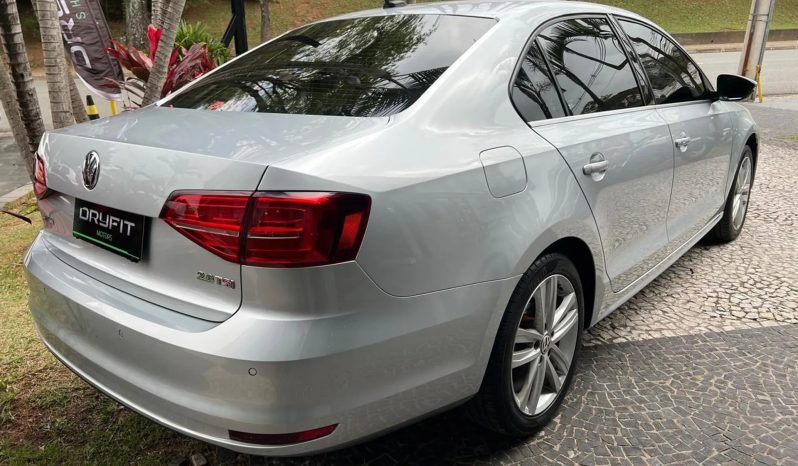 
								VOLKSWAGEN JETTA cheio									