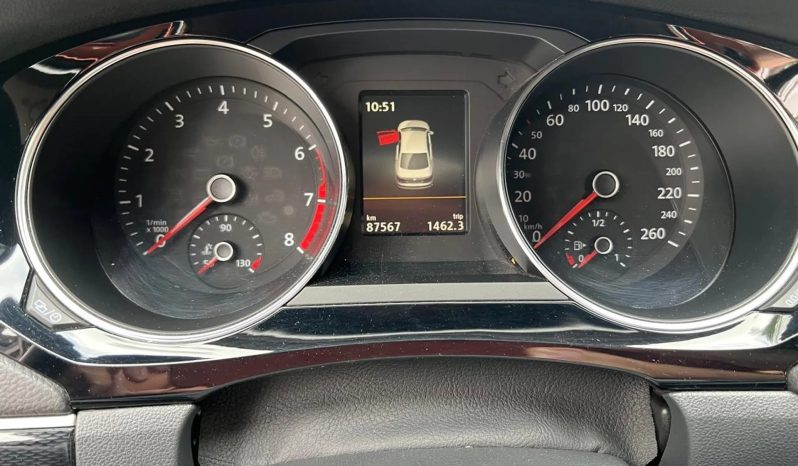 
								VOLKSWAGEN JETTA cheio									
