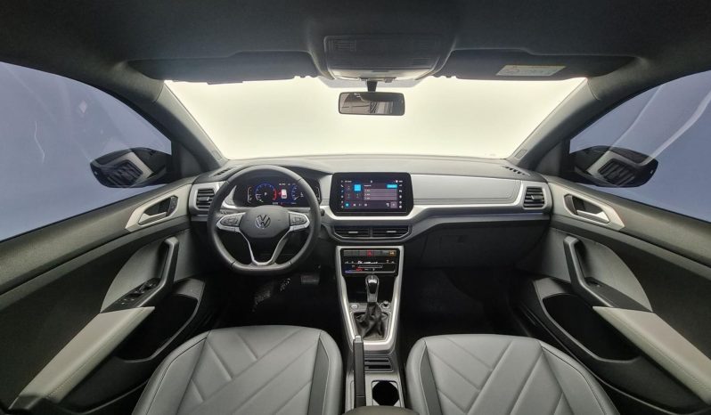 
								VOLKSWAGEN T-CROSS cheio									