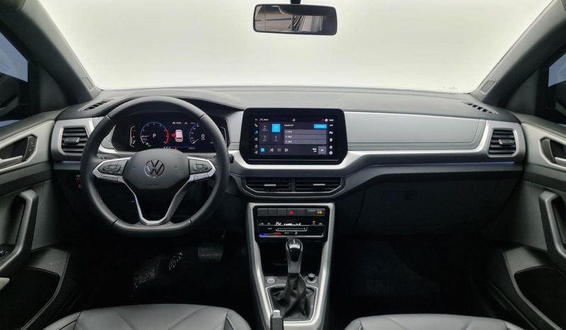 
								VOLKSWAGEN T-CROSS cheio									