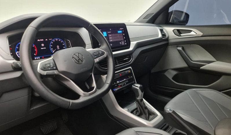 
								VOLKSWAGEN T-CROSS cheio									