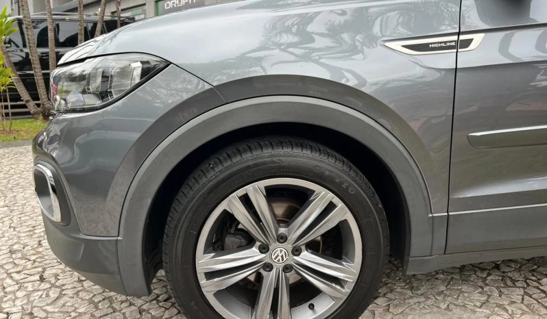 
								VOLKSWAGEN T-CROSS cheio									
