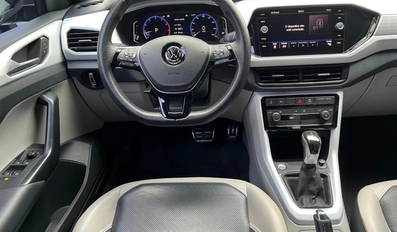 
								VOLKSWAGEN T-CROSS cheio									