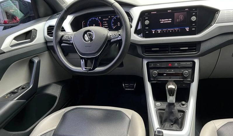 
								VOLKSWAGEN T-CROSS cheio									