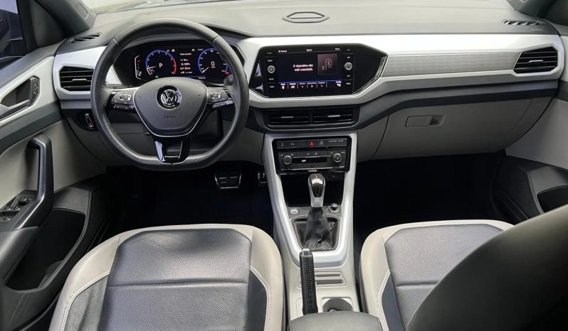 
								VOLKSWAGEN T-CROSS cheio									