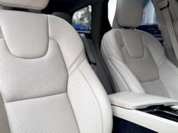 
										VOLVO XC60 cheio									