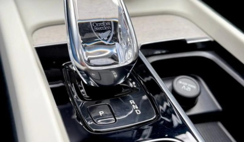 
								VOLVO XC60 cheio									