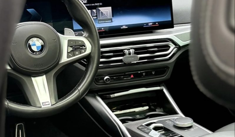 
								BMW 320i cheio									