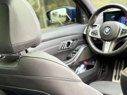 
										BMW 320i cheio									