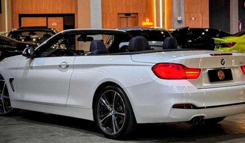 
								BMW 430i cheio									