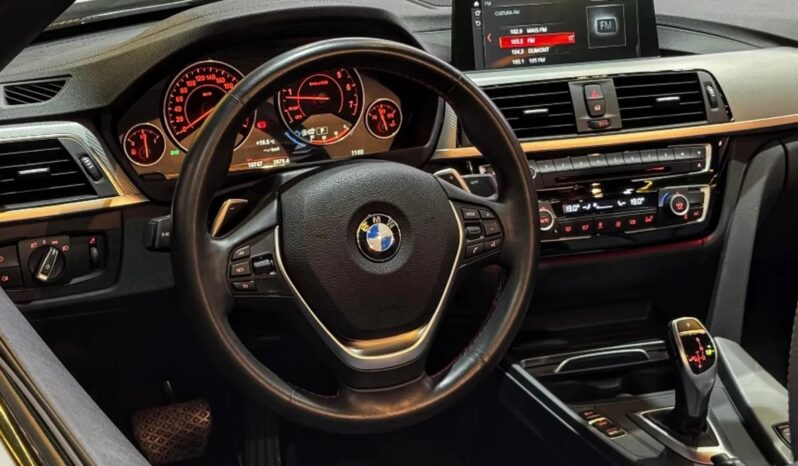 
								BMW 430i cheio									