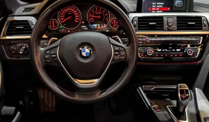 
								BMW 430i cheio									