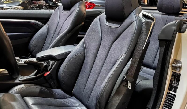 
								BMW 430i cheio									