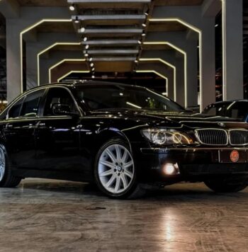 BMW 750i Alphaville