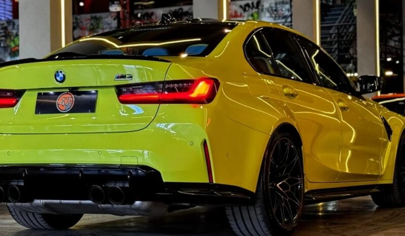 
								BMW M3 cheio									