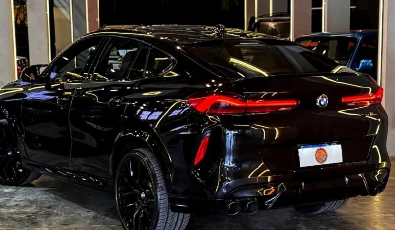
								BMW X6 cheio									