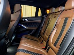 
										BMW X6 cheio									