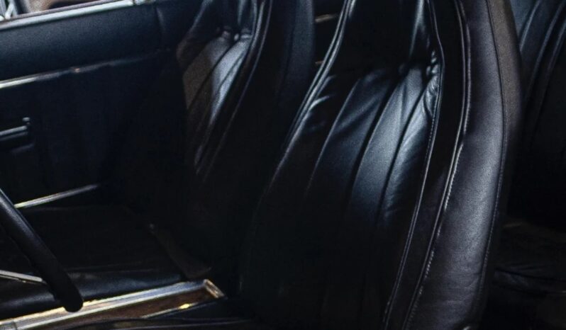 
								DODGE CHARGER cheio									