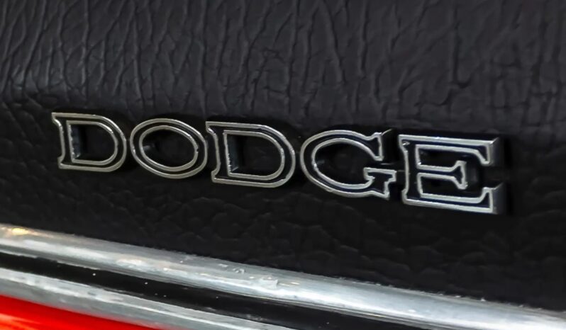 
								DODGE CHARGER cheio									
