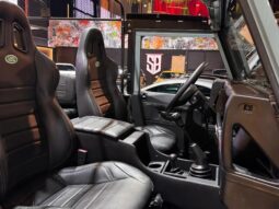 
										LAND ROVER DEFENDER cheio									
