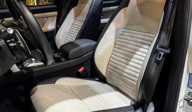 
								LAND ROVER DISCOVERY SPORT cheio									