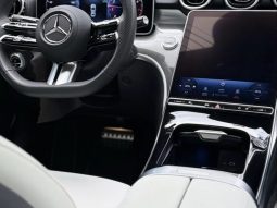 
										MERCEDES-BENZ C 200 cheio									
