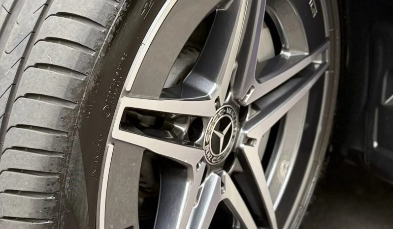 
								MERCEDES-BENZ C 200 cheio									