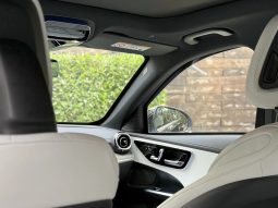 
										MERCEDES-BENZ C 200 cheio									
