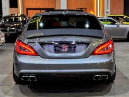 
										MERCEDES-BENZ CLS 63 AMG cheio									