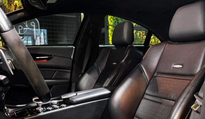 
								MERCEDES-BENZ CLS 63 AMG cheio									