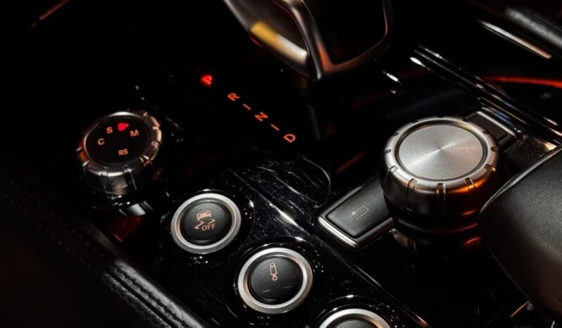 
								MERCEDES-BENZ CLS 63 AMG cheio									