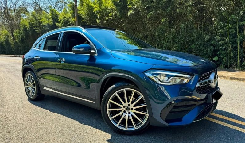 Mercedes-Benz GLA 200 Alphaville