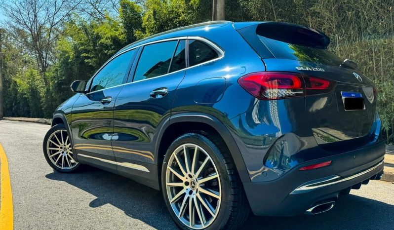 
								MERCEDES-BENZ GLA 200 cheio									