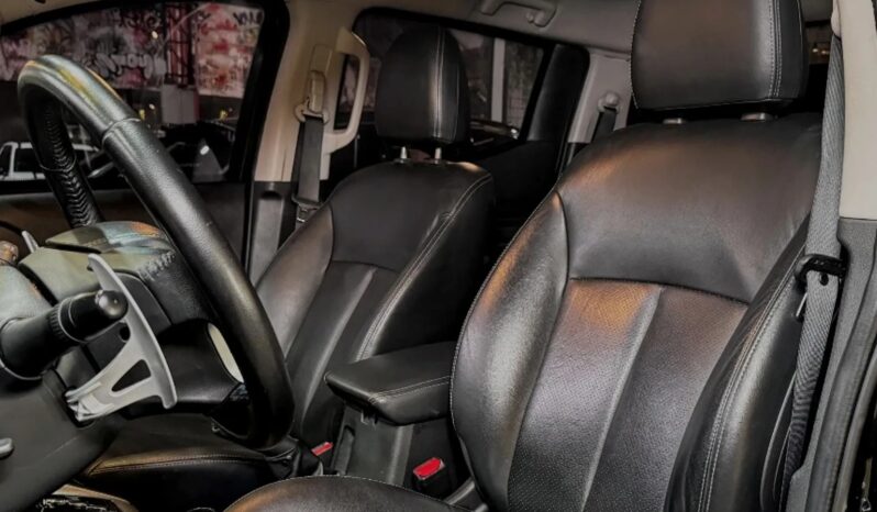 
								MITSUBISHI L200 TRITON cheio									