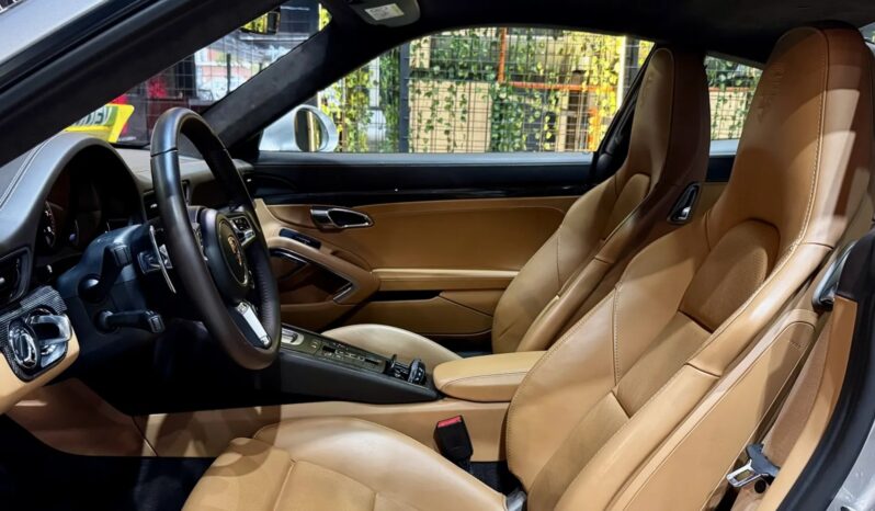 
								PORSCHE 911 cheio									