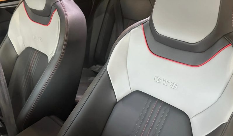 
								VOLKSWAGEN NIVUS cheio									
