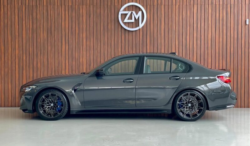 
								BMW M3 cheio									