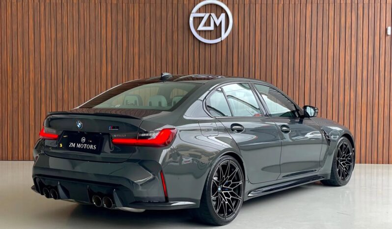 
								BMW M3 cheio									