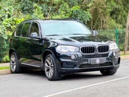 
										BMW X5 cheio									