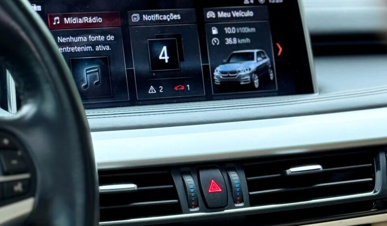 
								BMW X5 cheio									