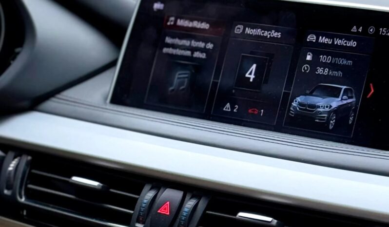 
								BMW X5 cheio									