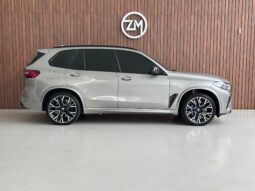 
										BMW X5 cheio									