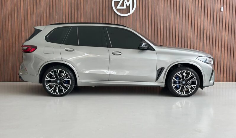 
								BMW X5 cheio									