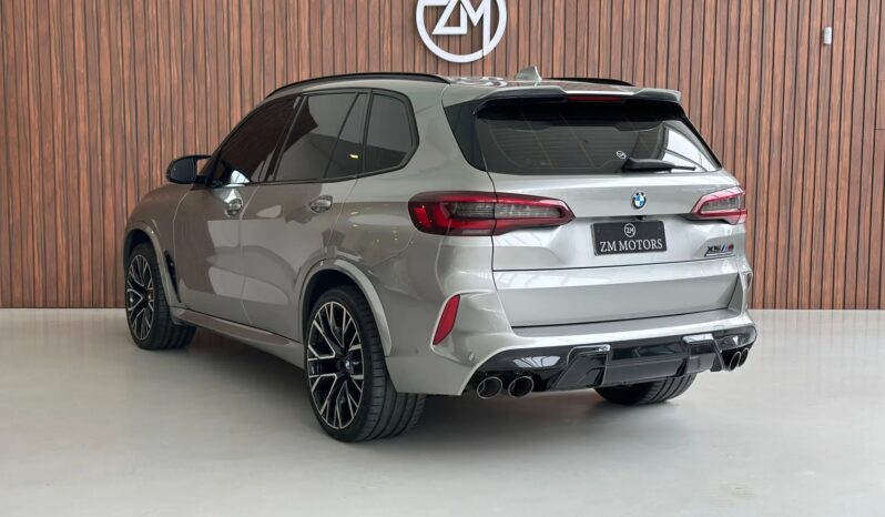 
								BMW X5 cheio									