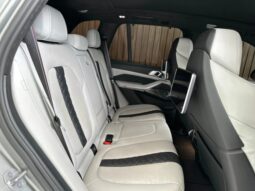 
										BMW X5 cheio									