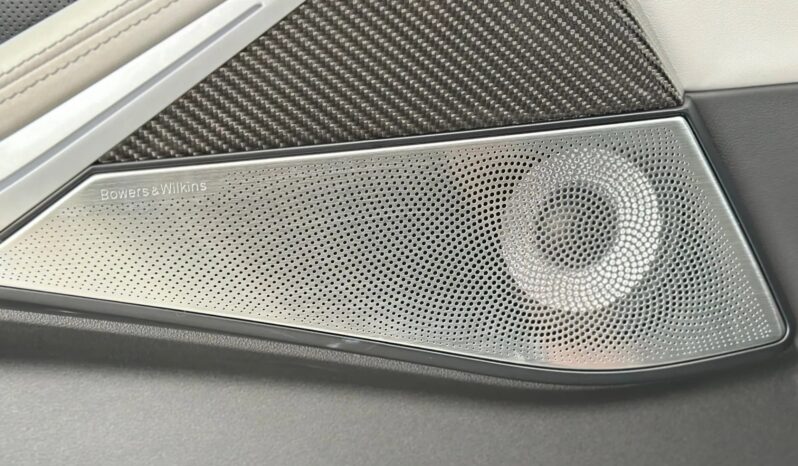 
								BMW X5 cheio									